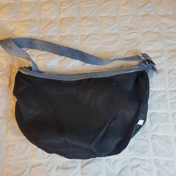 Y2k inspired small hobo bag - Picture 8 of 10